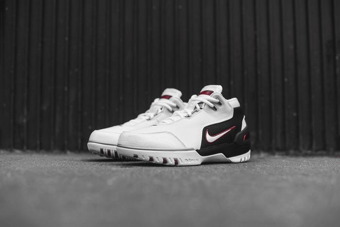 你的第一双篮球鞋是什么?大多数人都买了这些!